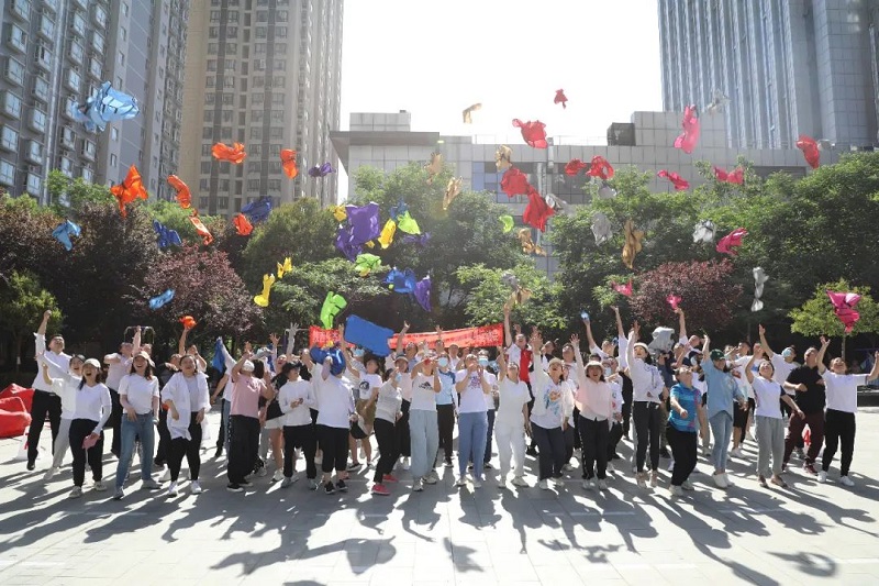 燃起來！趣味運(yùn)動(dòng)會(huì)火熱來襲——生態(tài)水泥公司第一屆“華山杯”職工趣味健身運(yùn)動(dòng)會(huì)圓滿舉行