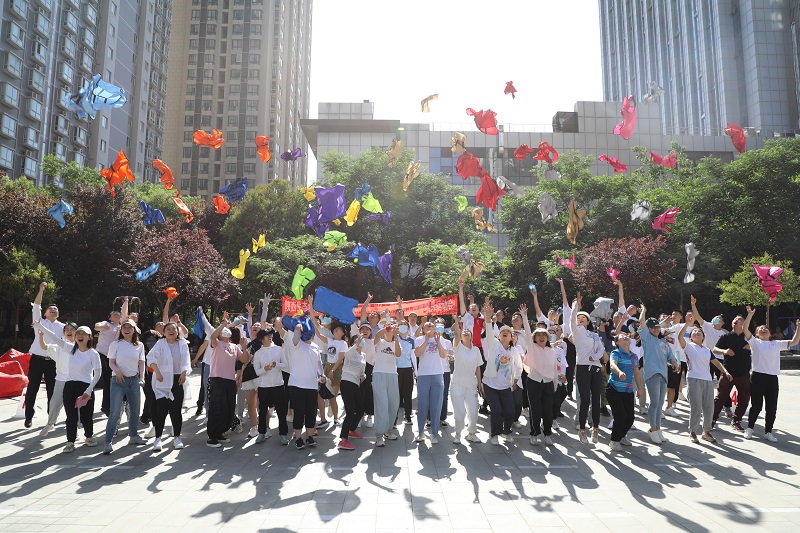 生態(tài)水泥：靠譜！金牌管家將暖心服務(wù)送到職工心坎里